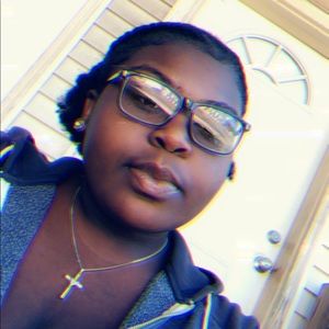 Meet your Posher, Tiara